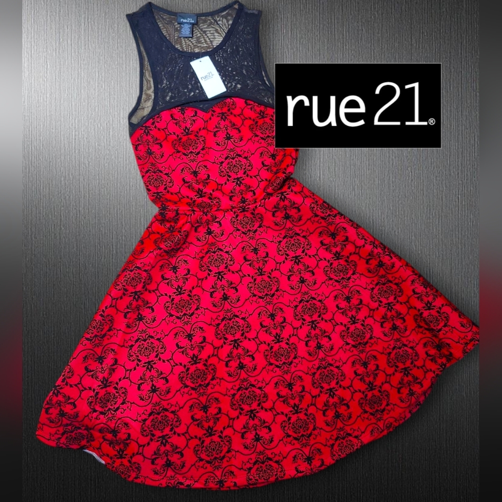 Junior's RUE21 Sleeveless Skater Girl Dress - XS